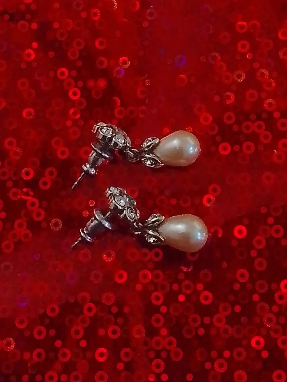 Source Unknown Silver Floral Pearl Teardrop Earrings